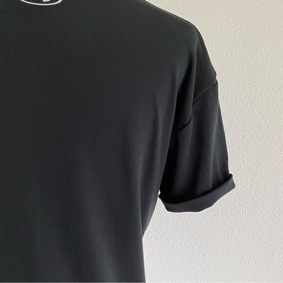 Under Armour Womans Heatgear Workout Top Black Rolled Sleeves SZ S - Picture 9 of 13